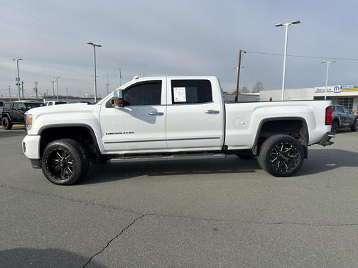 2015 GMC Sierra 2500 Denali