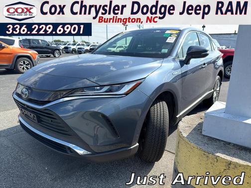 Coastal Gray Metallic 2021 Toyota Venza Limited