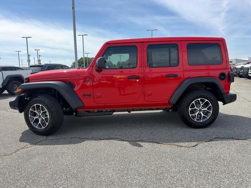 Firecracker Red Clearcoat 2026 Jeep Wrangler Sport