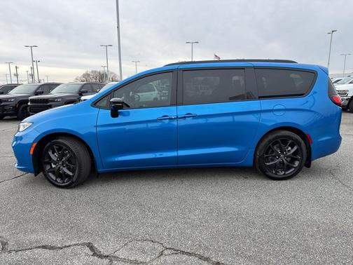 2026 Chrysler Pacifica Limited