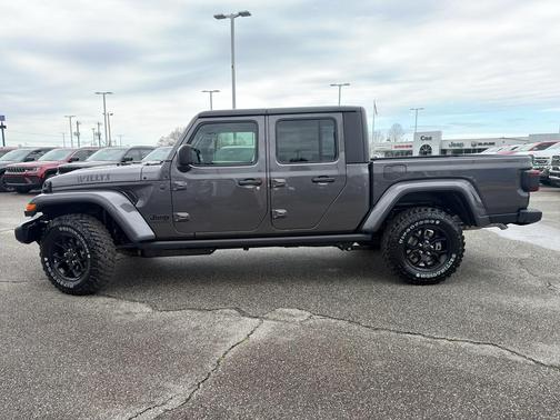 2026 Jeep Gladiator Sport