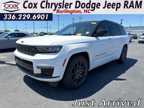 Bright White Clearcoat 2023 Jeep Grand Cherokee L Summit