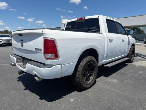 Bright White Clearcoat 2014 RAM 1500 Sport