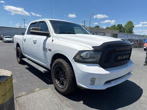 Bright White Clearcoat 2014 RAM 1500 Sport