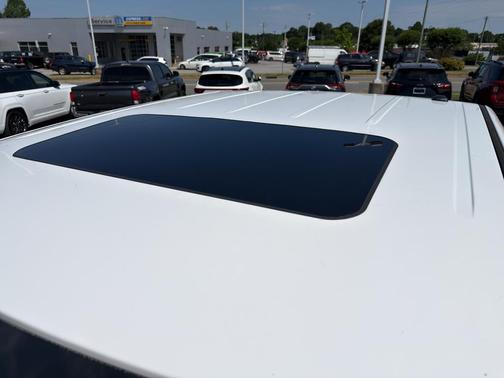 Bright White Clearcoat 2014 RAM 1500 Sport