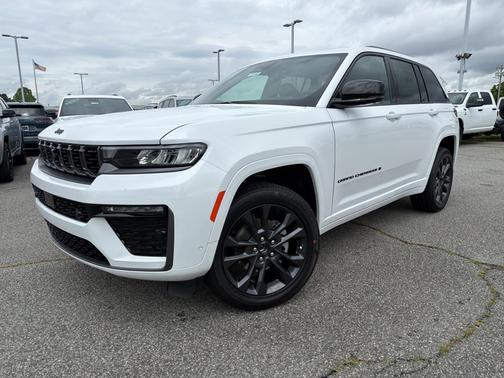 Bright White Clearcoat 2026 Jeep Grand Cherokee Limited