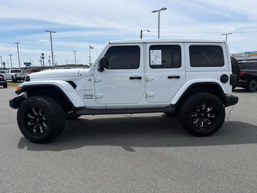 Bright White Clearcoat 2020 Jeep Wrangler Unlimited Sahara
