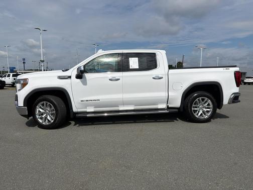 Summit White 2021 GMC Sierra 1500 SLT
