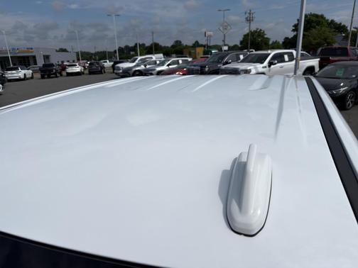 Summit White 2021 GMC Sierra 1500 SLT