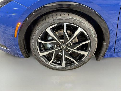 Reservoir Blue 2027 Toyota Prius Plug-In Hybrid XSE