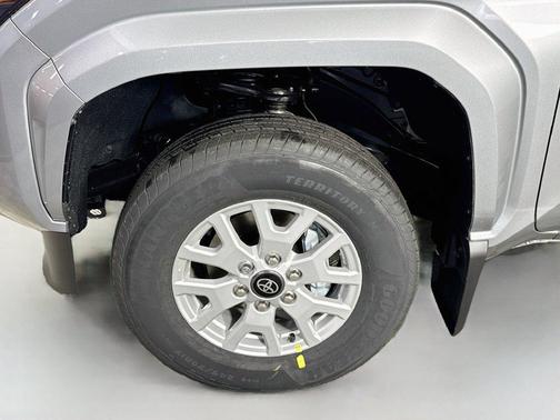 Celestial Silver Metallic 2026 Toyota Tacoma SR5