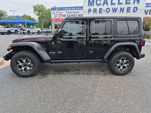 Black Clearcoat 2022 Jeep Wrangler Unlimited RUBICON