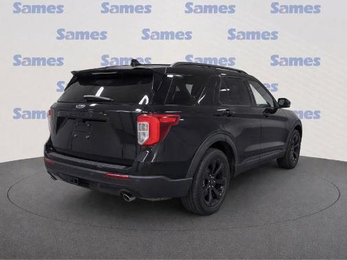 AGATE BLACK METALLIC 2024 Ford Explorer ST-LINE