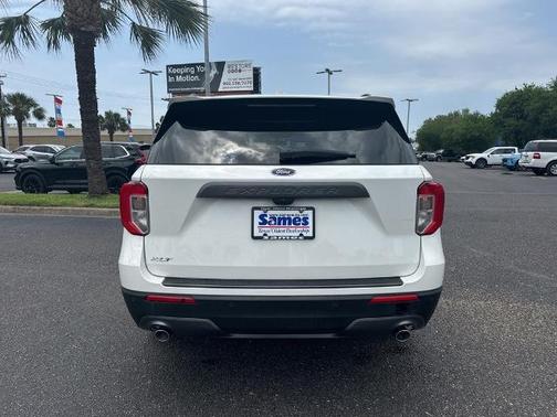STAR WHITE MET TRI-COAT 2023 Ford Explorer XLT