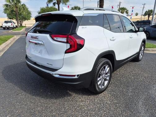 Summit White 2024 GMC Terrain SLT