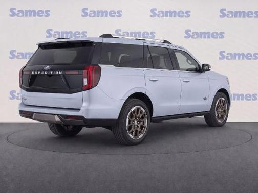 SPACE SILVER METALLIC 2025 Ford Expedition KING RANCH