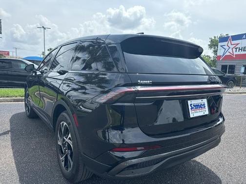 INFINITE BLACK MET CC 2024 Lincoln Nautilus PREMIERE
