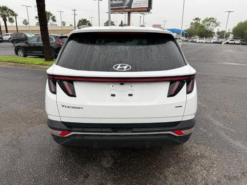 White Pearl 2024 Hyundai TUCSON SEL