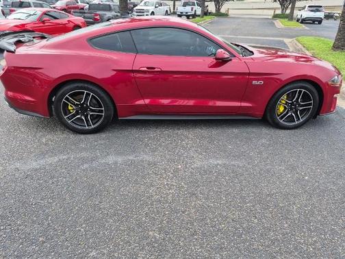 RAPID RED MET TINTED CC 2022 Ford Mustang GT PREMIUM