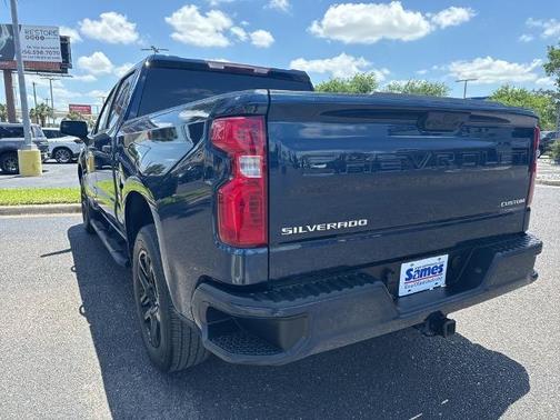 White 2023 Chevrolet Silverado 1500 CUSTOM