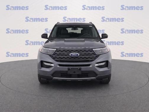 CARBONIZED GRAY METALLIC 2023 Ford Explorer XLT