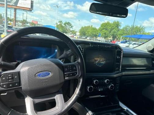 STAR WHITE 2023 Ford F-250 LARIAT
