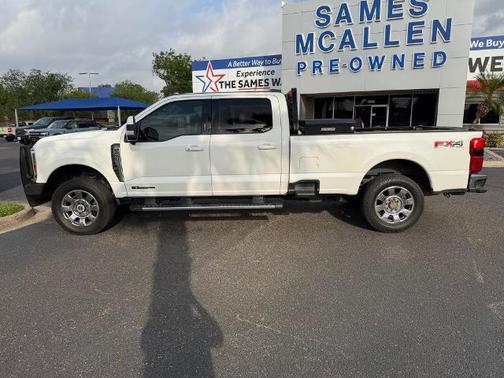 STAR WHITE 2023 Ford F-250 LARIAT
