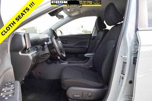 2024 Hyundai KONA SEL