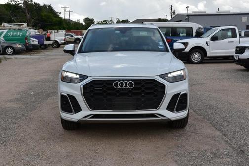 2022 Audi Q5 45 S line quattro Premium