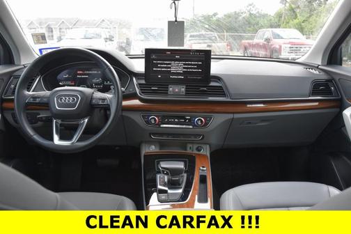 2022 Audi Q5 45 S line quattro Premium