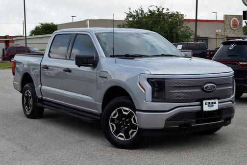 Silver Metallic 2023 Ford F-150 Lightning XLT
