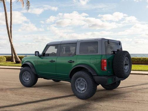 2025 Ford Bronco Base