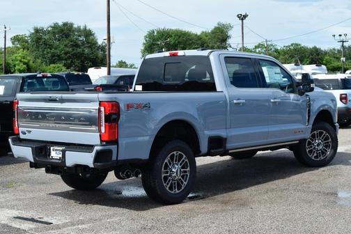 2025 Ford F-250 Platinum