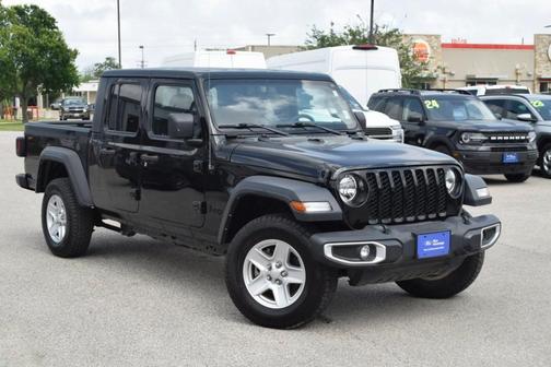 2023 Jeep Gladiator Sport