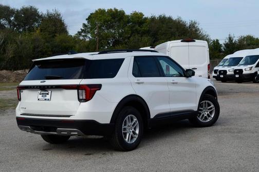 2026 Ford Explorer 
