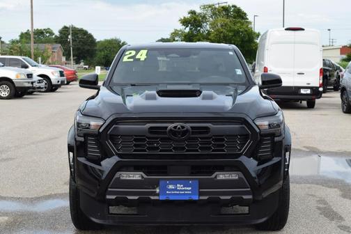 2024 Toyota Tacoma TRD Sport