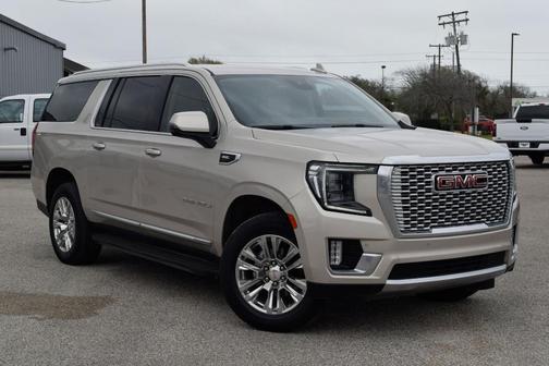 2023 GMC Yukon XL Denali