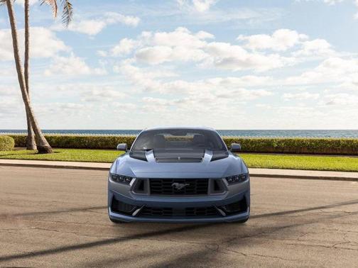 2025 Ford Mustang Dark Horse