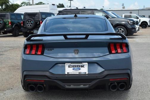 2025 Ford Mustang Dark Horse