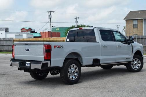 2025 Ford F-350 Lariat Super Duty