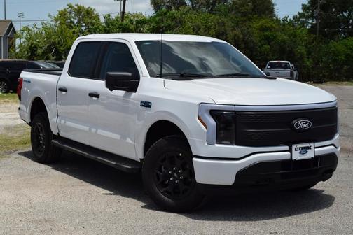 2025 Ford F-150 Lightning XLT