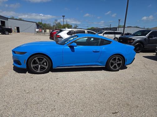 2025 Ford Mustang EcoBoost