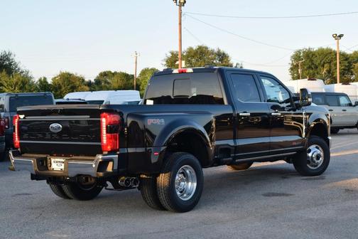 2026 Ford F-350 Lariat Super Duty
