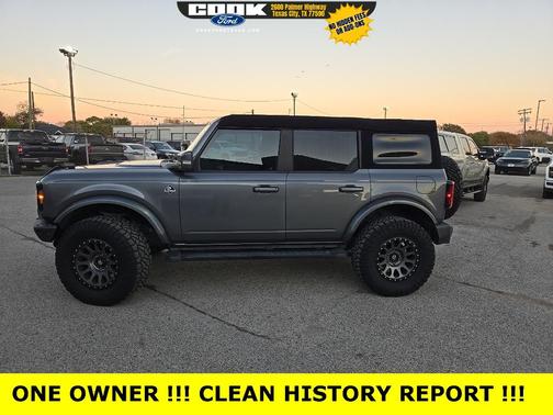 2023 Ford Bronco Base