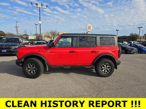 2023 Ford Bronco Badlands