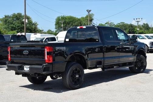 2025 Ford F-350 Lariat Super Duty