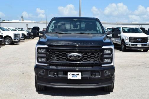 2025 Ford F-350 Lariat Super Duty