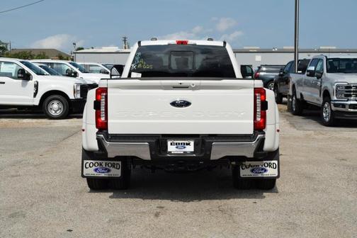 2025 Ford F-350 Lariat Super Duty