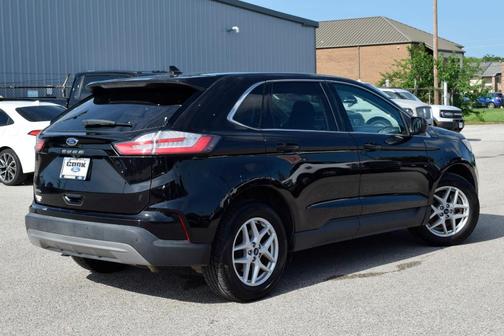 Black Metallic 2021 Ford Edge SEL