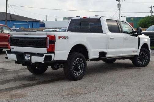 2025 Ford F-350 Platinum